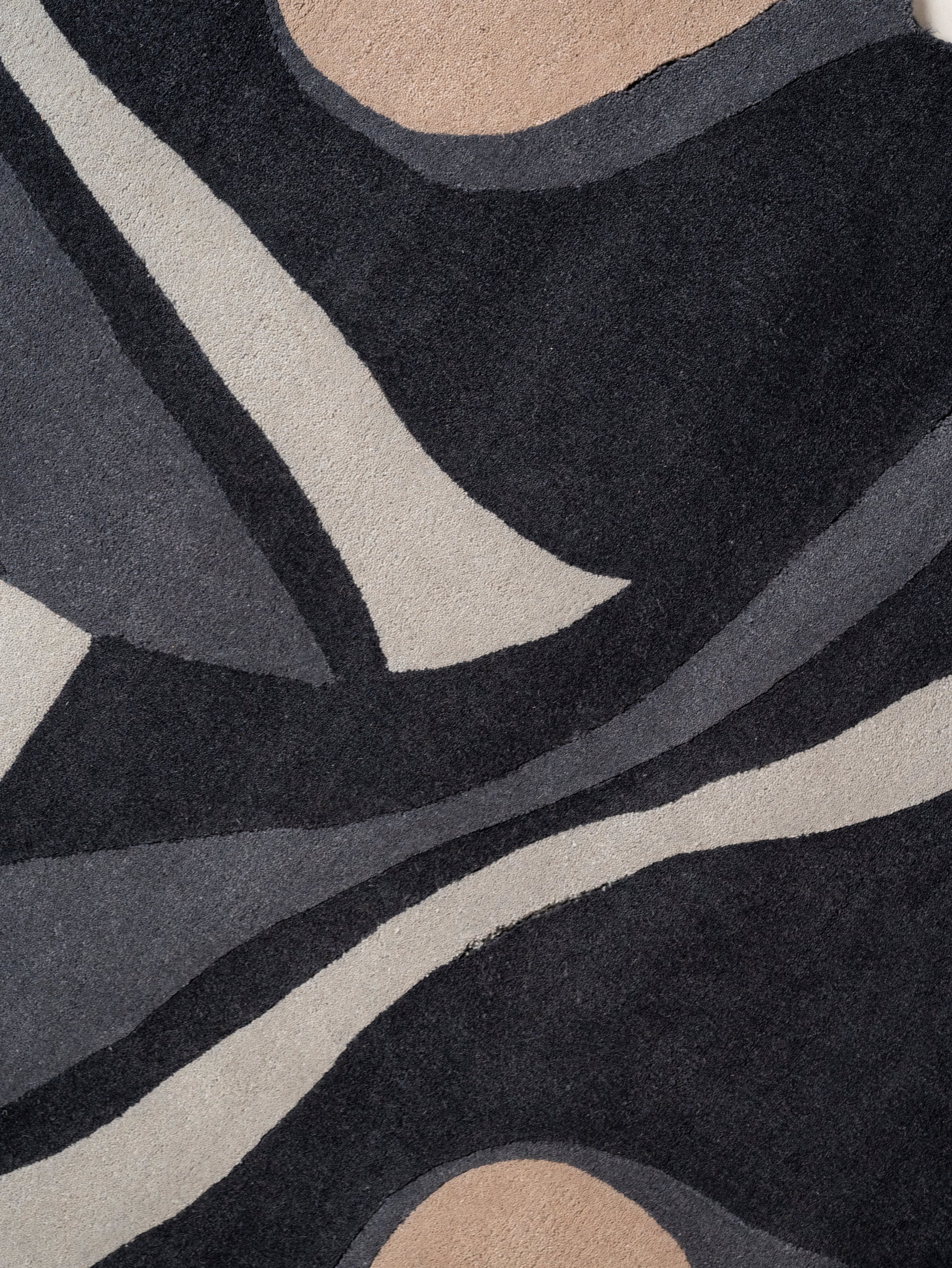 Crux- Hand Tufted Rug