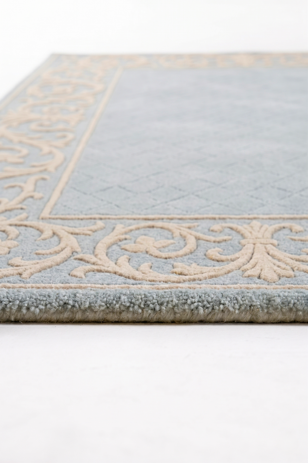 Ornate- Hand Tufted Rug