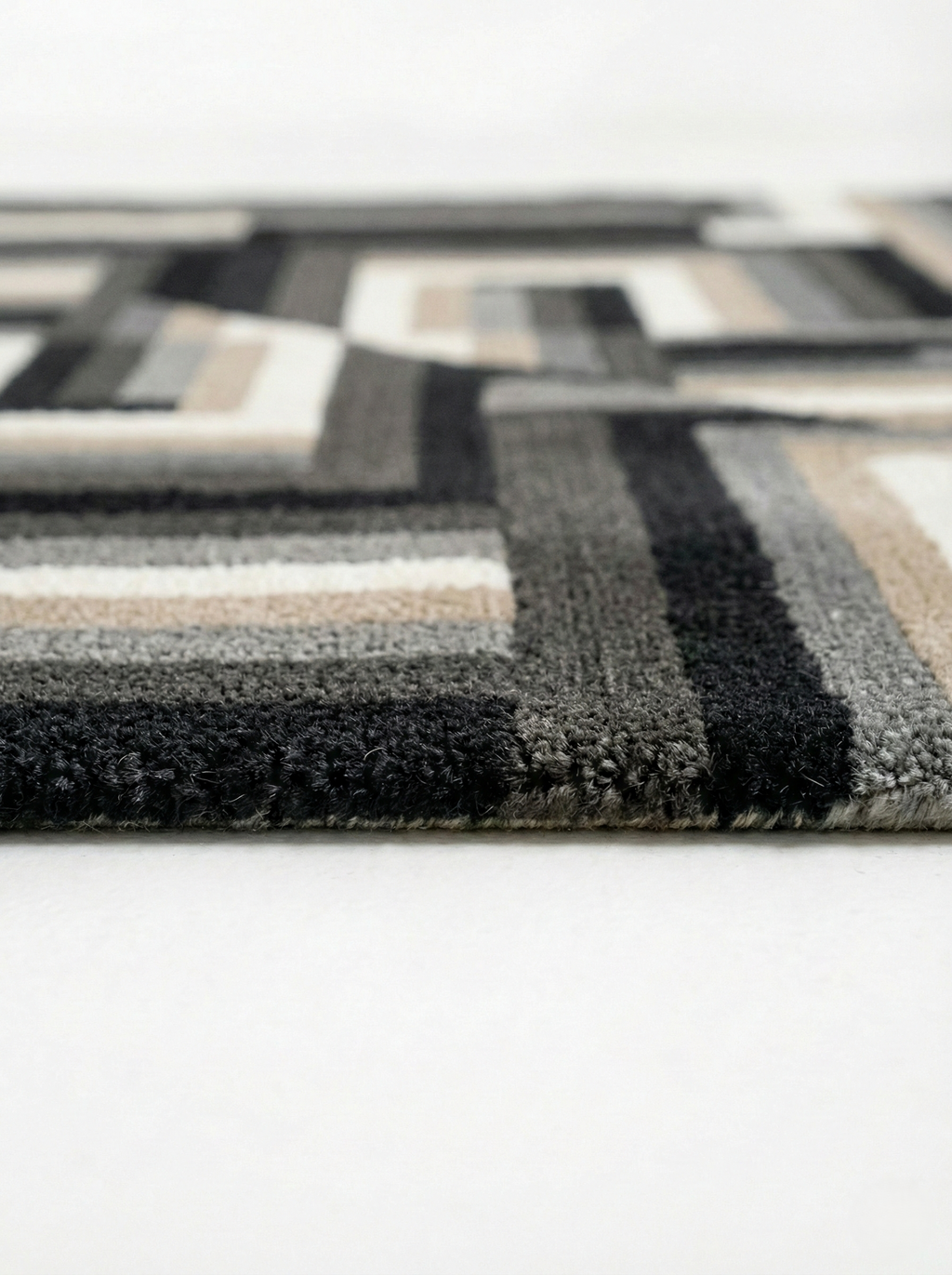 Afterheat | Cinder (Hand Tufted Rug)