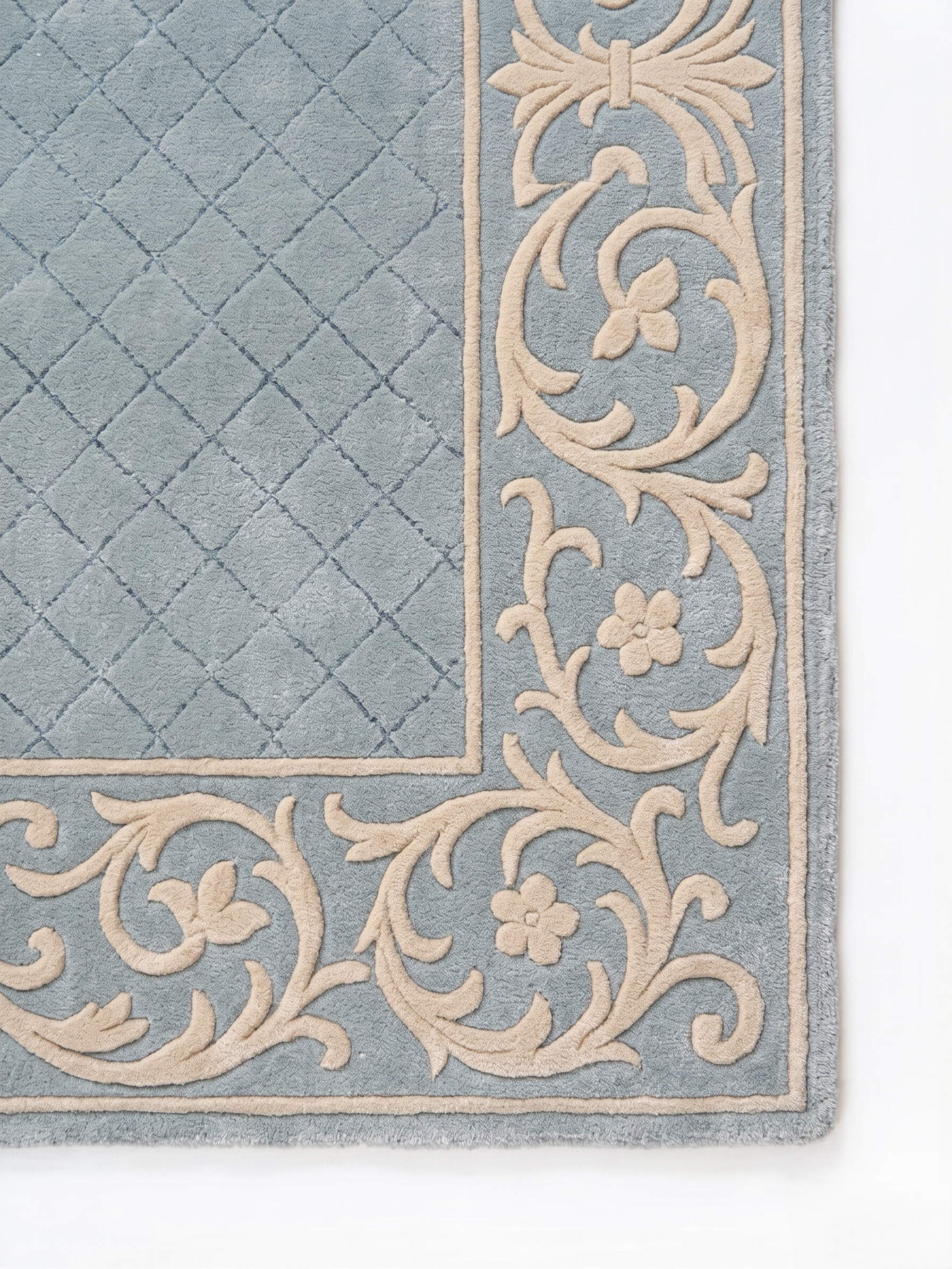 Ornate- Hand Tufted Rug